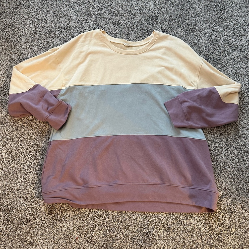 Boutique Sweatshirt size XL